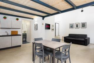 Spazioso appartamento vicino al centro della città - 0