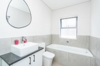 Modern 2 Bed Home with Solar & Braai Langebaan - 3