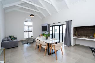 Modern 2 Bed Home with Solar & Braai Langebaan - 7