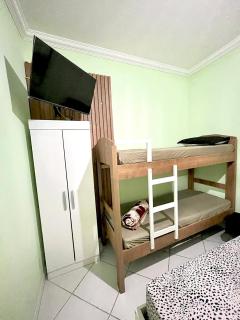 Suíte 21 com tv, frigobar, mesa de trabalho, decorada e banheiro privativo - 6