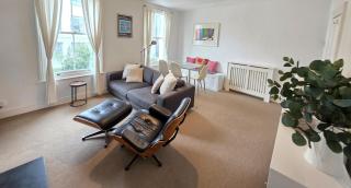 Stylish Hackney Townhouse - 7