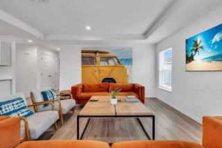 Bradenton Stay, Private Pool, HotTub, Priv Terrace - 2