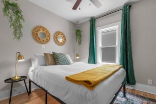 Game Day Base 10 Min to Lambeau, 5 Min Downtown - 8