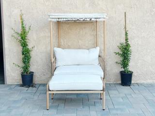 Casa del Sol Pool, MiniGolf, BBQ-Walk to Festivals - 3