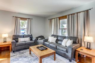 Walk to Port Clinton Lighthouse Home with Deck! - Port Clinton - 8