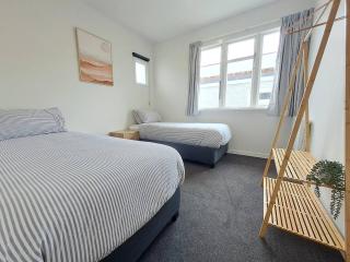 Tainui Charm - 2 Apartments - 1