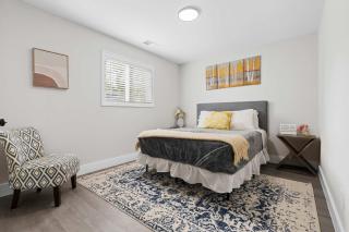 7 Min walk to Golden Belt - 4 Min Drive to Downtown - 7 to Duke - 7