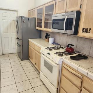 The Gathering Spot-6 miles from Sequoia Nlt'l Park - 1