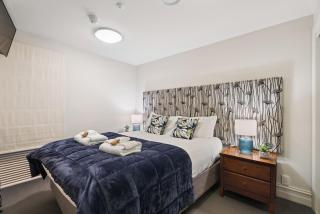 2 Bedroom Lakeside 5 Min Flat Walk To Town - 9