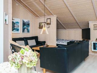 8 person holiday home in Ebeltoft-By Traum - 2