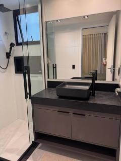 Luxo Ingá Niterói - piscina vista praia - 7