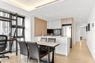 Beautiful 2-Bed Unit In Incredible Location - 5