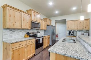 Spacious Table Rock Lake Retreat Walk to Shore! - 5