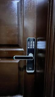 Apartment, room, elegant and comfortable hall, and smart entrance - 6