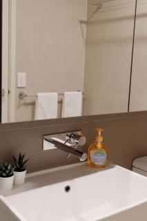 1Be1Ba City View apt Southern Cross Pool Gym - 8