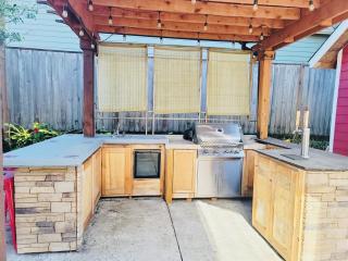 Teak and Jordan Estates- Sleeps 24! - 7