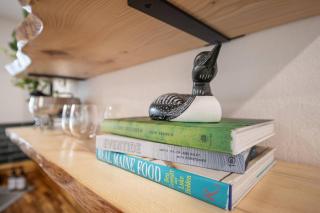 Centrally Located Cozy Modern Home in Bethel - 0