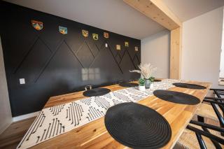 Centrally Located Cozy Modern Home in Bethel - 4