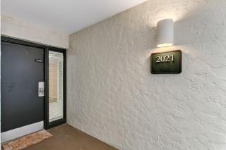 Two Bedroom Beachwood Condo 2021 - 5