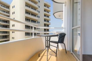 Coastal Escape Apartments Surfers Paradise - 4