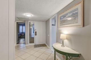 Recently updated 2 bedroom Beachwood Condo 2016 - 4