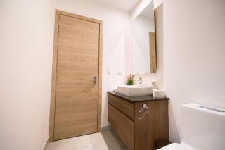 Sky Suite-Balcony - 5