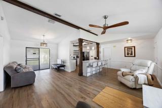 Your Perfect Port Charlotte Retreat - 2