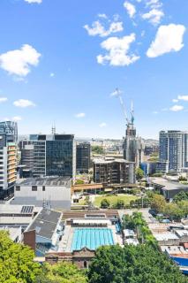 Mosaic Vista - Skyline Views above Fashion Precinct - 6