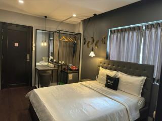 M&H Lux Hotel - 1