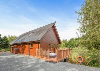 Anglesey Lakeside Lodges - 3