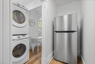 Pittsburgh Shadyside 2C Modern and Cozy Private Bedroom with Shared Bathroom - 4