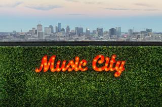 Rooftop Downtown Views - Bluebird Karaoke - 3