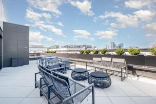 Harmony Octave-2 Units-Pool/Gym-4 Mins to Broadway - 3