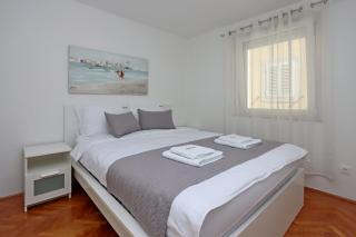Apartments by the sea Selce, Crikvenica - 23909 - 1