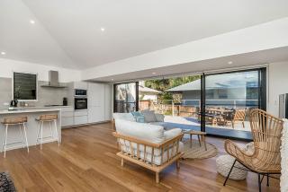 Pacifica 48a Shirley Lane - 8