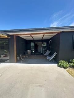 Lovely Wanaka Crib - 7