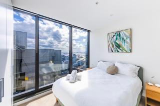 Skyline Escape Melbourne City Views - 2