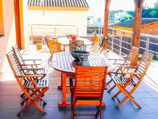 Chalet con Piscina Privada y Vistas al Golf en Chiclana Ideal Familias - 5