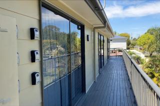 Smart Suites Self Check-in Apartments - Freney Park Disk Golf Course - 8
