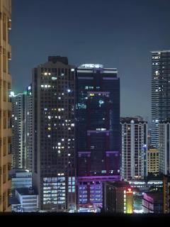 Kaizen cozy condo at Red Residences Makati - 2