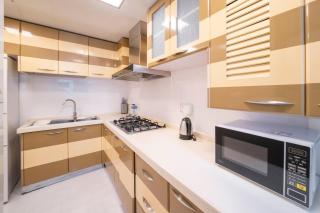 Tyms Xujiahui Premium 2BR APT Metro - 9