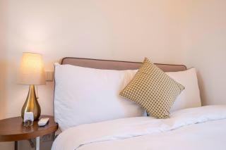 Tyms Xujiahui Premium 2BR APT Metro - 7