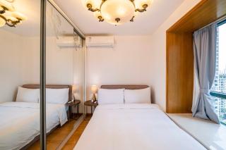 Tyms Xujiahui Premium 2BR APT Metro - 1