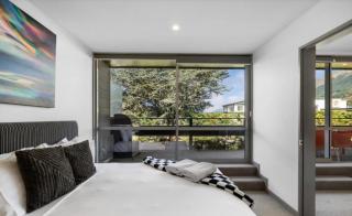 Hallenstein Street Retreat 3Bedroom Queenstown Home - 9