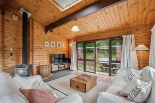 Family-Friendly Chalet Mountain Views - Frankton - 8