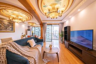 Tyms Xujiahui Modern 2BR APT - 4