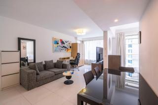 Tyms Xujiahui Elegant 1BR APT - 0
