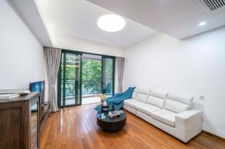 Tyms Modern 2BR APT Lujiazui Renheng Riverside - 3