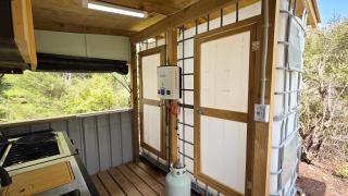 Fantail Point - secluded cabin with amazing views -  - 5