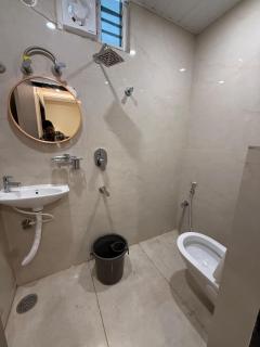 Mio Hotels Madhapur - Hyderabad - 2